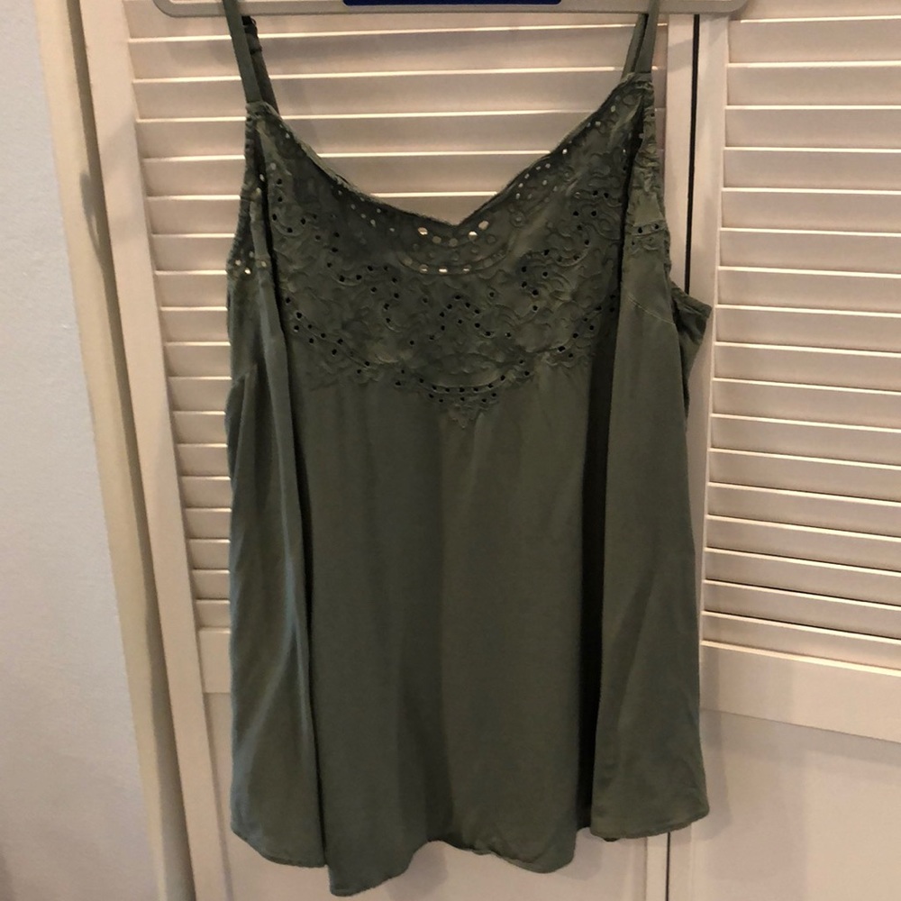 2X Torrid green tank top